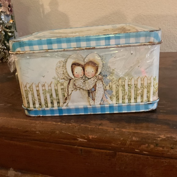 Holly Hobbie 1979 Lunch Box and Matching Thermos - Picture 3 of 16